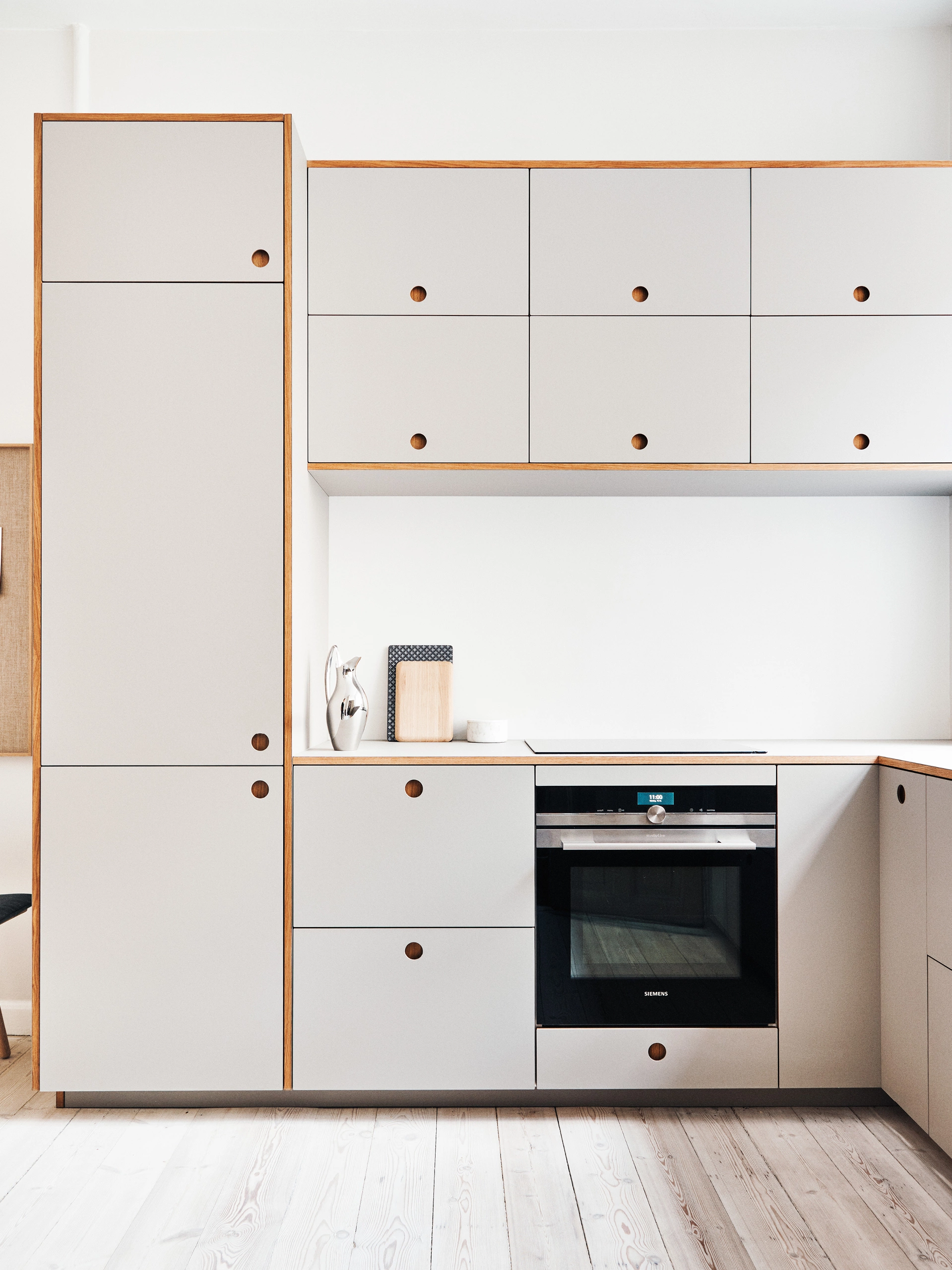 Plywood Kitchen with HPL Top and French Oak Lipping
