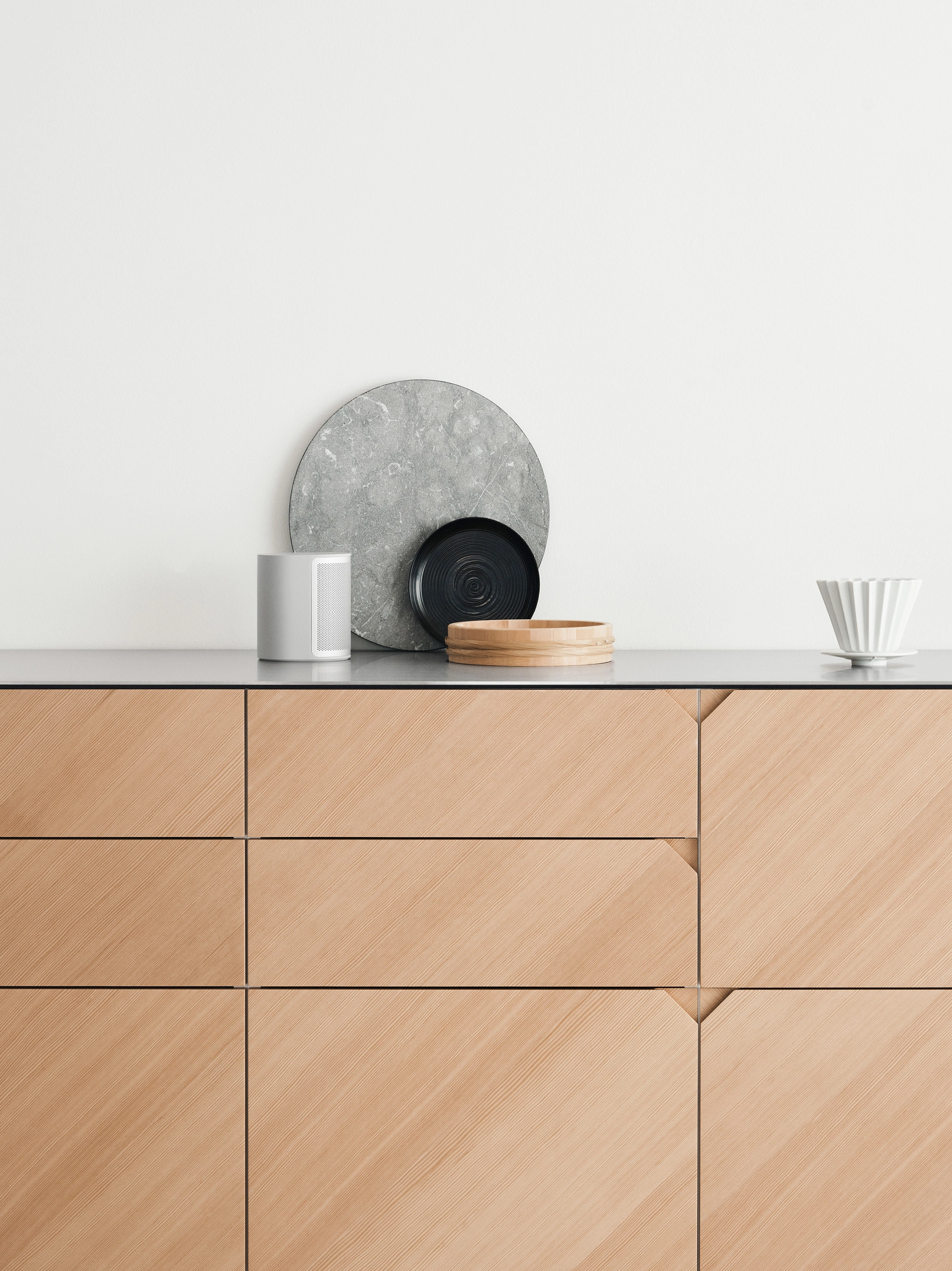 French Oak Kitchen with Hardwood Quad Handles - Image 4