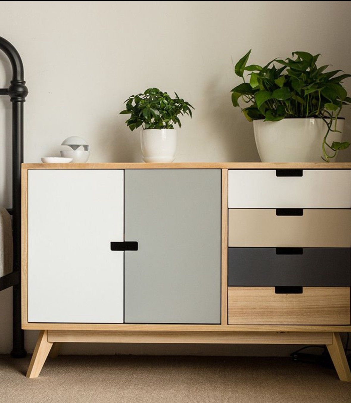 Plywood Dresser with European Hinges and Runners - Image 2